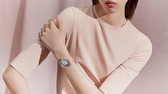 爱彼（Audemars Piguet）千禧系列女装腕表推系列全新色彩表带